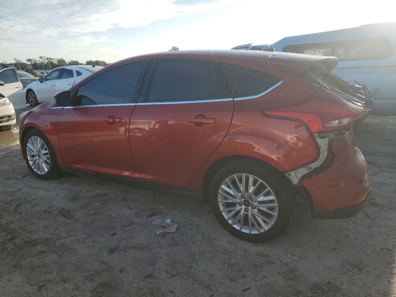 2018 Ford Focus VIN 1FADP3N23JL326096 Copart auction photo, rear end damage thumbnail 2