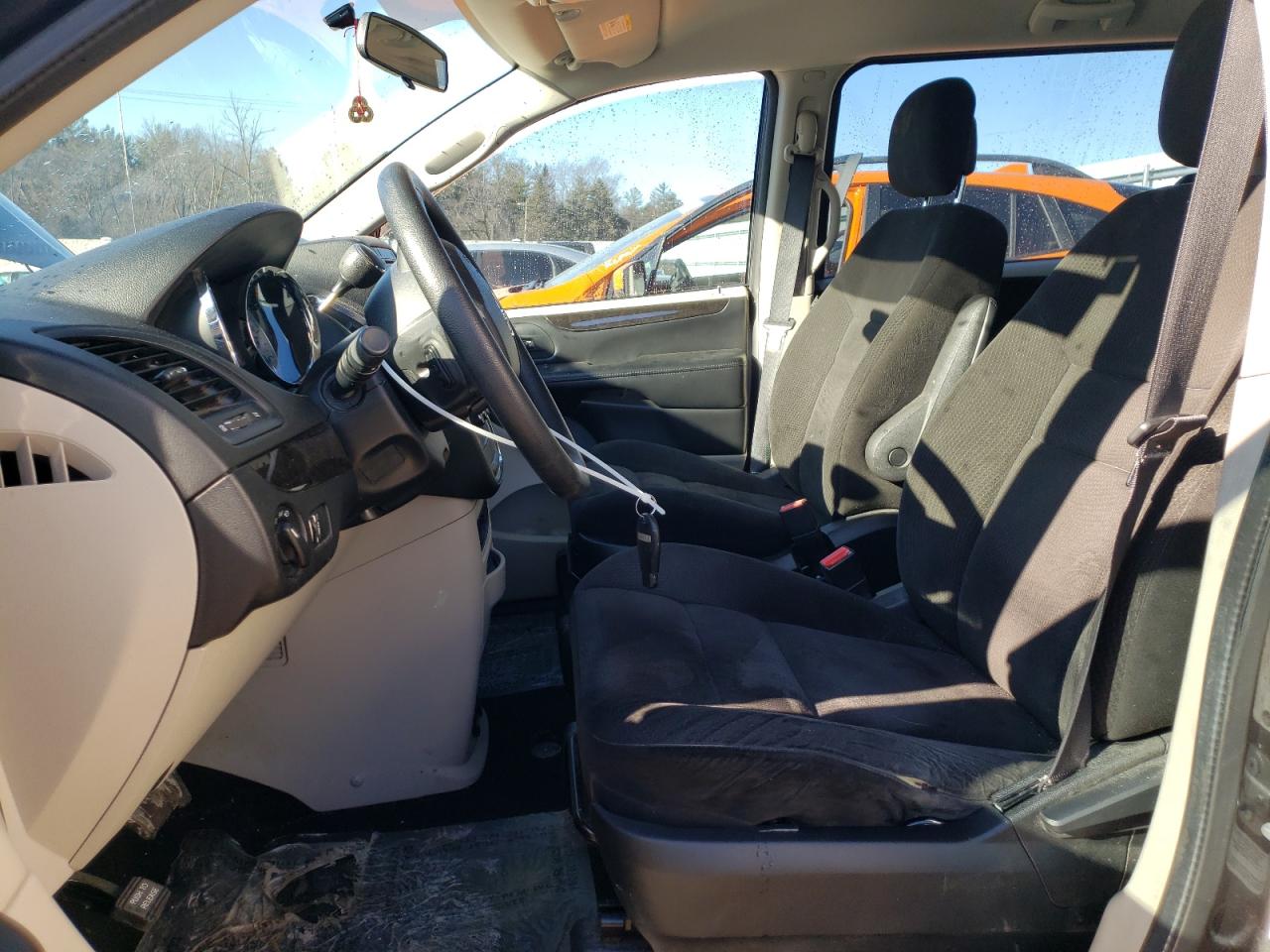 2016 Dodge Caravan VIN 2C4RDGBGXGR400310 Copart auction photo, all over damage thumbnail 7