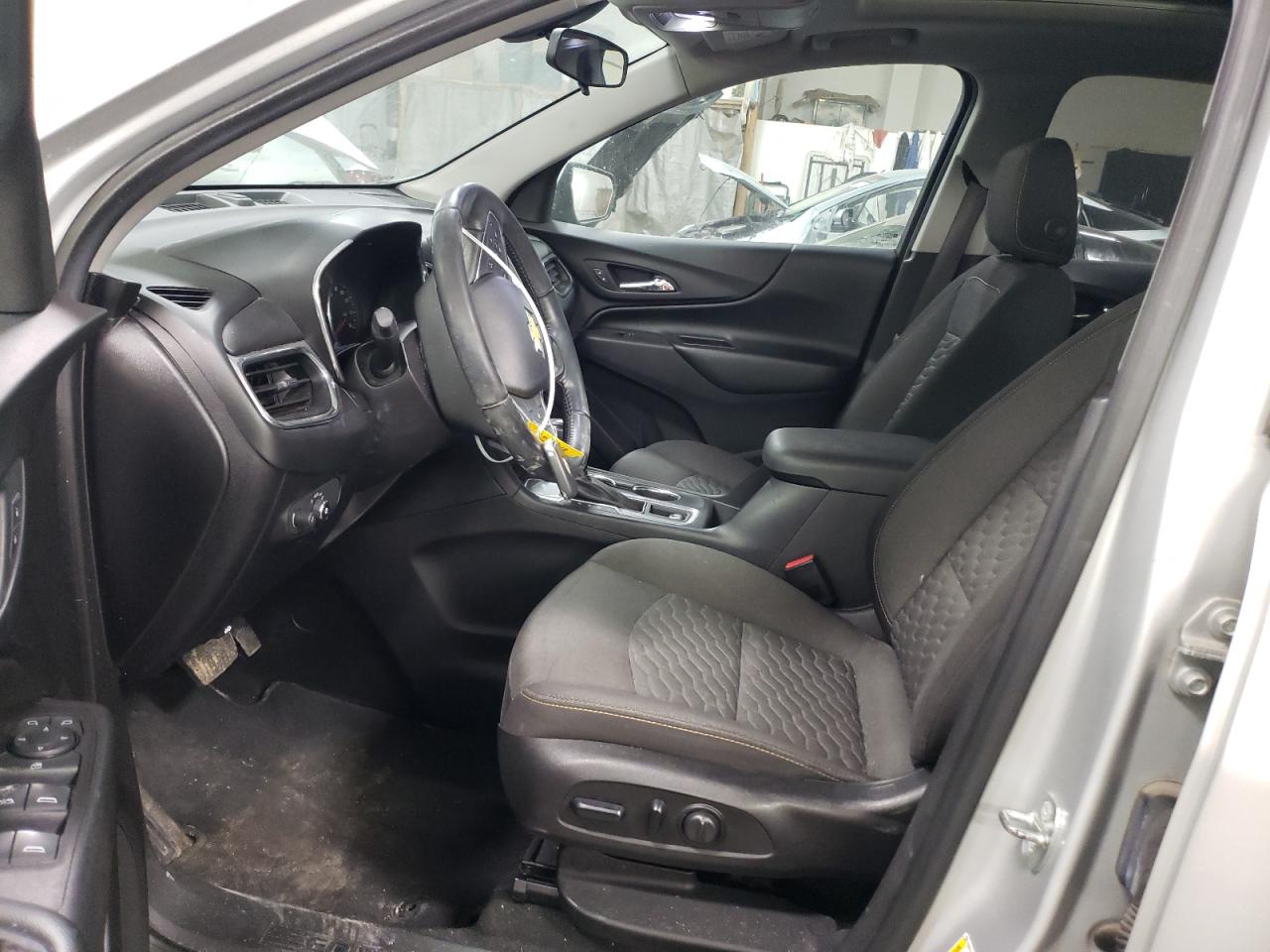 2018 Chevrolet Equinox VIN 2GNAXJEV2J6124121 Copart auction photo, front end damage thumbnail 7