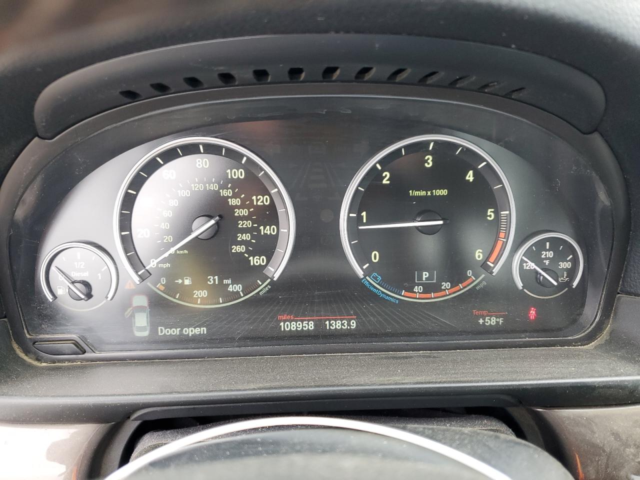 2014 BMW 5er VIN WBAXA5C57ED690696 Copart auction photo, front end / minor dent/scratches damage thumbnail 9