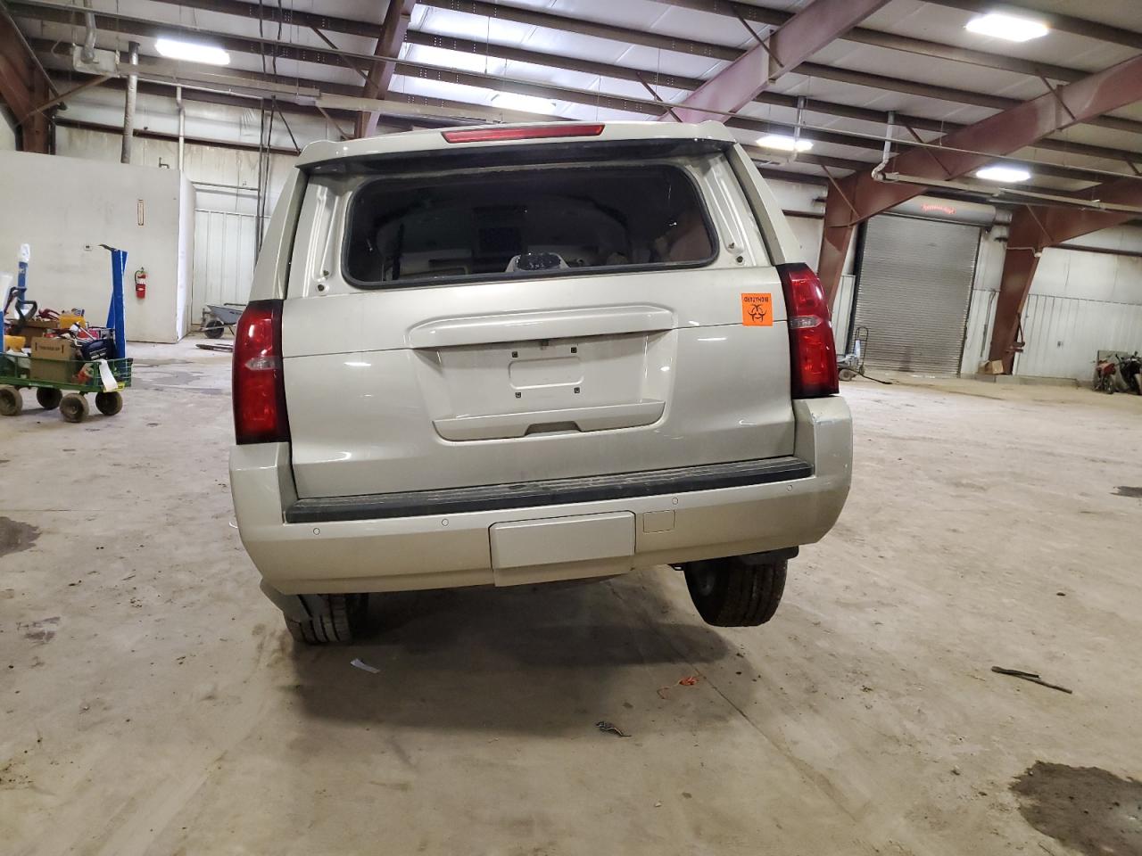 2016 Chevrolet Suburban VIN 1GNSKHKC2GR467734 Copart auction photo, front end / side damage thumbnail 6