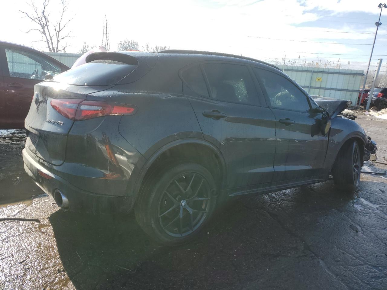 2021 Alfa Romeo Stelvio VIN ZASPAKBN5M7D15932 Copart auction photo, front end damage thumbnail 3