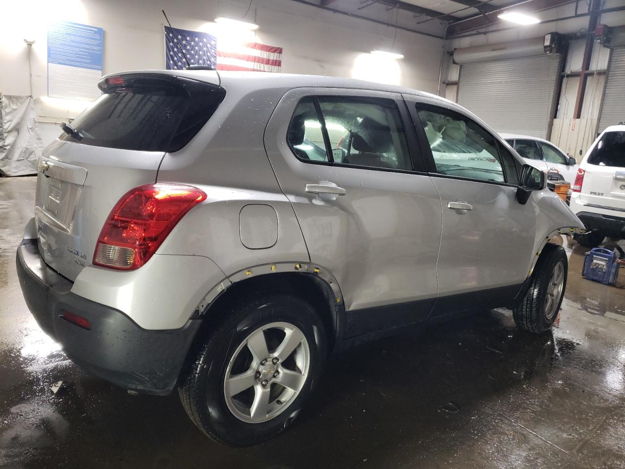2016 Chevrolet Trax VIN KL7CJNSB2GB588386 Copart auction photo, front end damage thumbnail 3