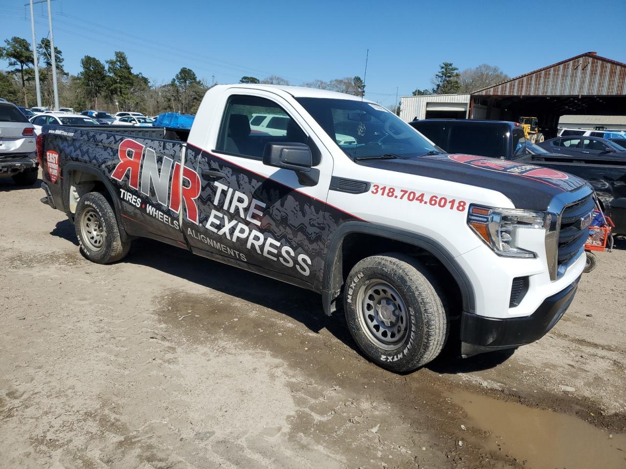 2019 GMC Sierra VIN 3GTN8AEH0KG232793 Copart auction photo, water/flood damage thumbnail 4