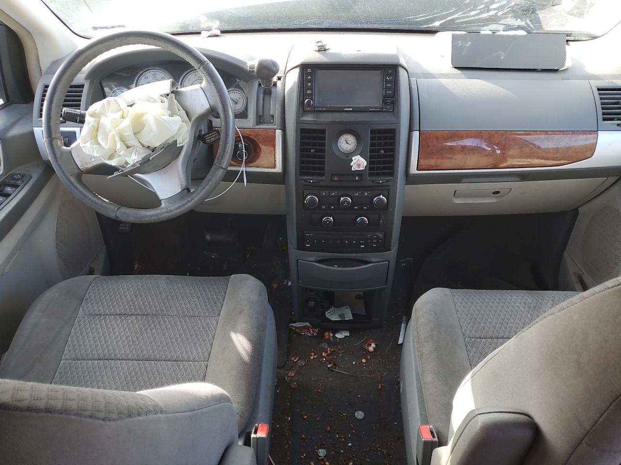2008 Chrysler Town & Country VIN 2A8HR54P88R833715 Copart auction photo, front end / mechanical damage thumbnail 8