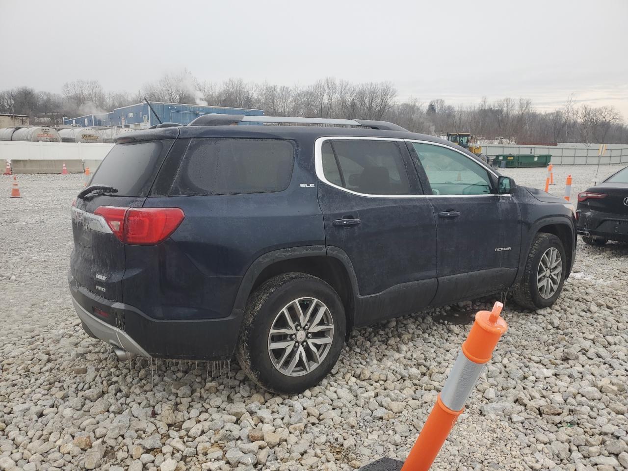 2017 GMC Acadia VIN 1GKKNSLS9HZ256121 Copart auction photo, front end / side damage thumbnail 3