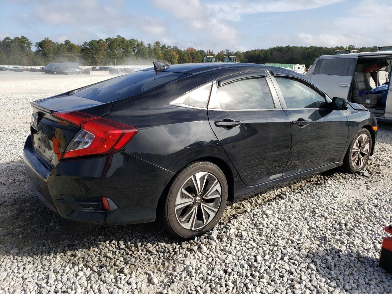 2018 Honda Civic VIN 2HGFC1F75JH641221 Copart auction photo, front end damage thumbnail 3