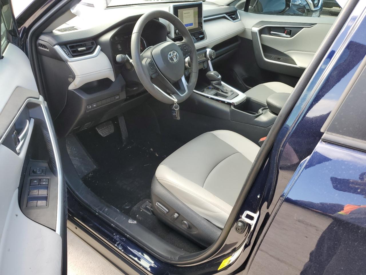 2024 Toyota RAV 4 VIN 2T3C1RFV4RW313580 Copart auction photo, rear end / hail damage thumbnail 8