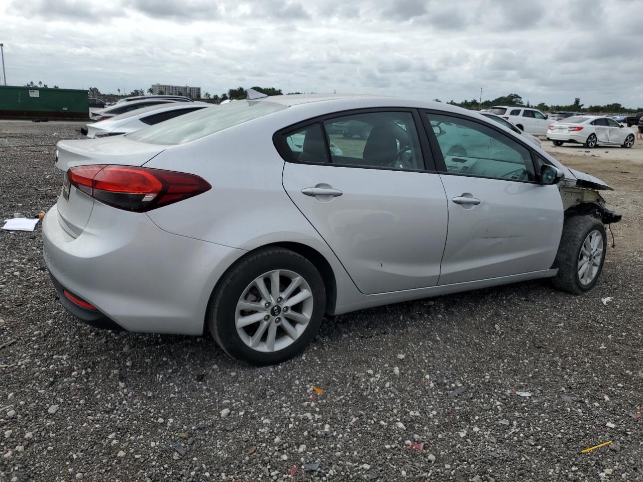 2017 KIA Forte VIN 3KPFL4A74HE082502 Copart auction photo, front end damage thumbnail 3