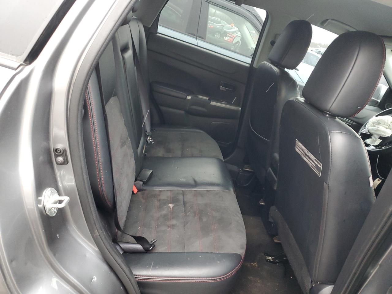2018 Mitsubishi Outlander VIN JA4AP3AW3JU013897 Copart auction photo, front end / minor dent/scratches damage thumbnail 10