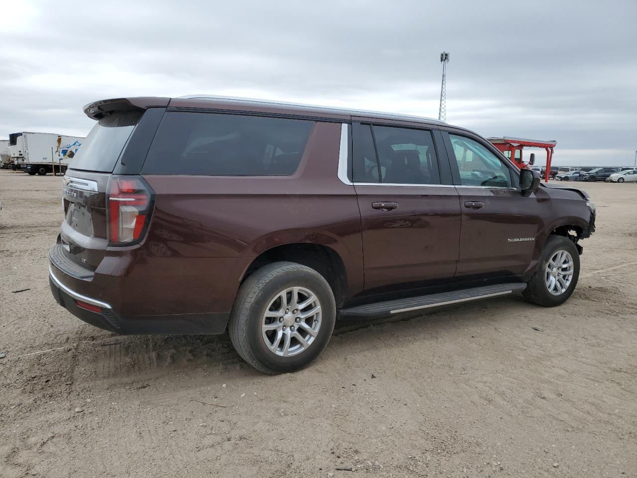 2022 Chevrolet Suburban VIN 1GNSKCKDXNR251915 Copart auction photo, front end damage thumbnail 3