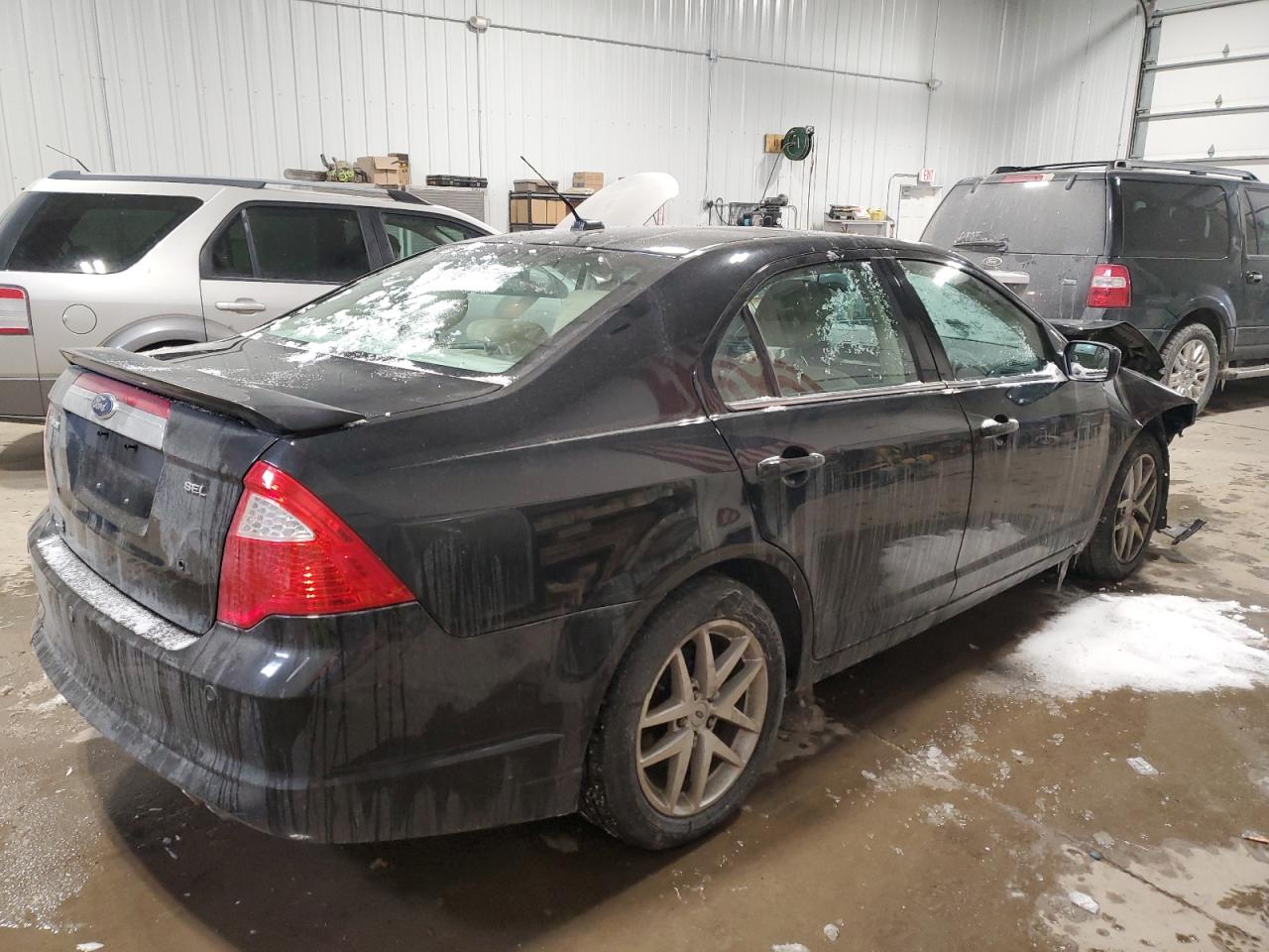 2011 Ford Fusion VIN 3FAHP0JA5BR172569 Copart auction photo, front end damage thumbnail 3