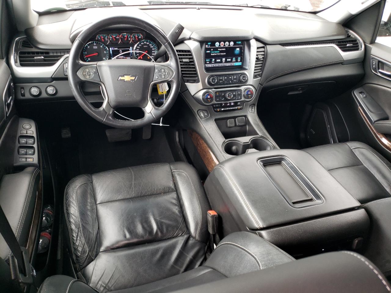 2019 Chevrolet Suburban VIN 1GNSKHKC2KR140923 Copart auction photo, front end / rear end damage thumbnail 8