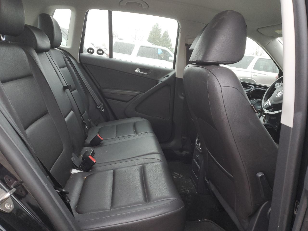 2017 Volkswagen Tiguan VIN WVGBV7AX1HK001040 Copart auction photo, front end damage thumbnail 11