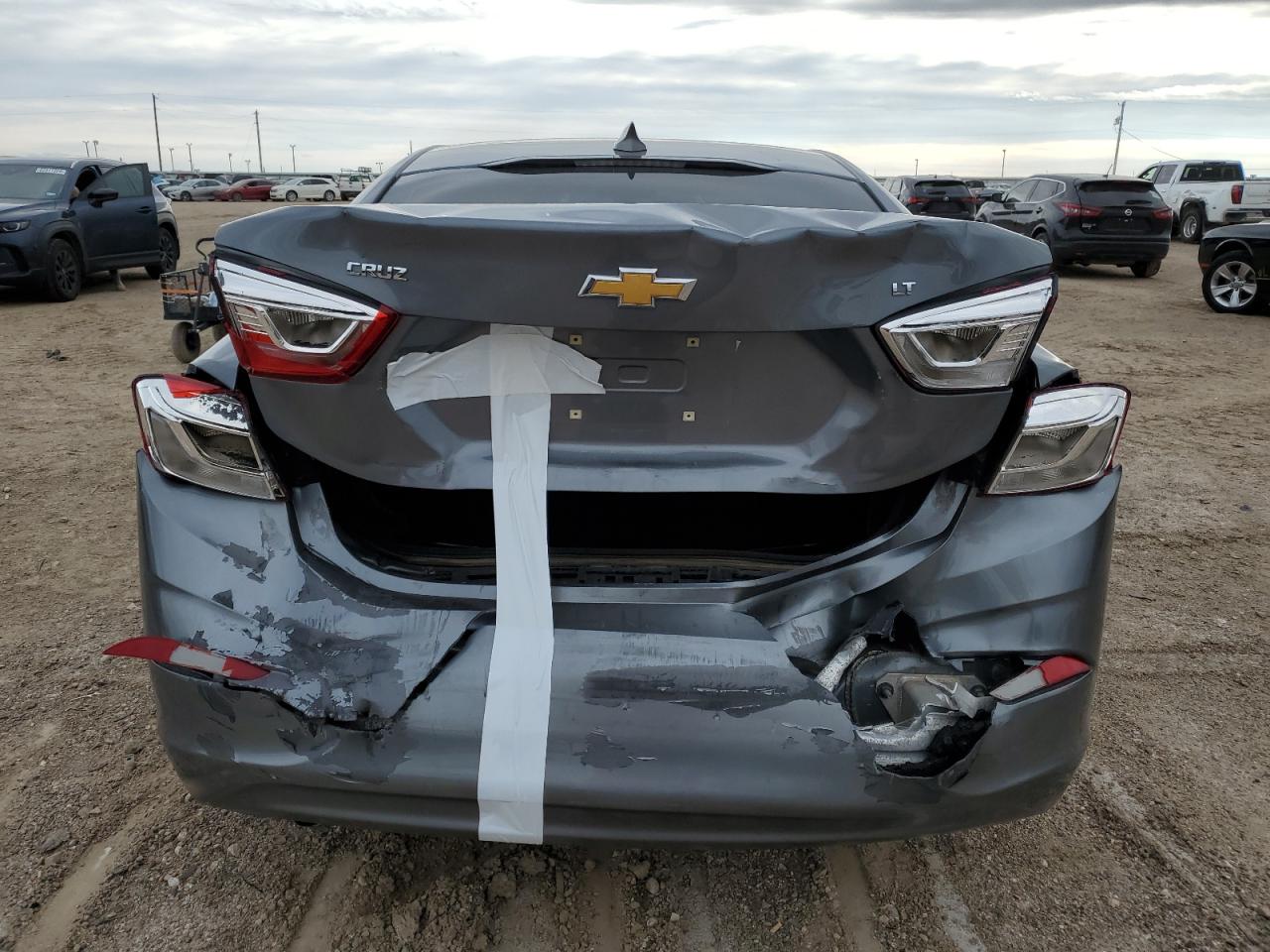 2019 Chevrolet Cruze VIN 1G1BE5SM1K7138799 Copart auction photo, rear end / minor dent/scratches damage thumbnail 6