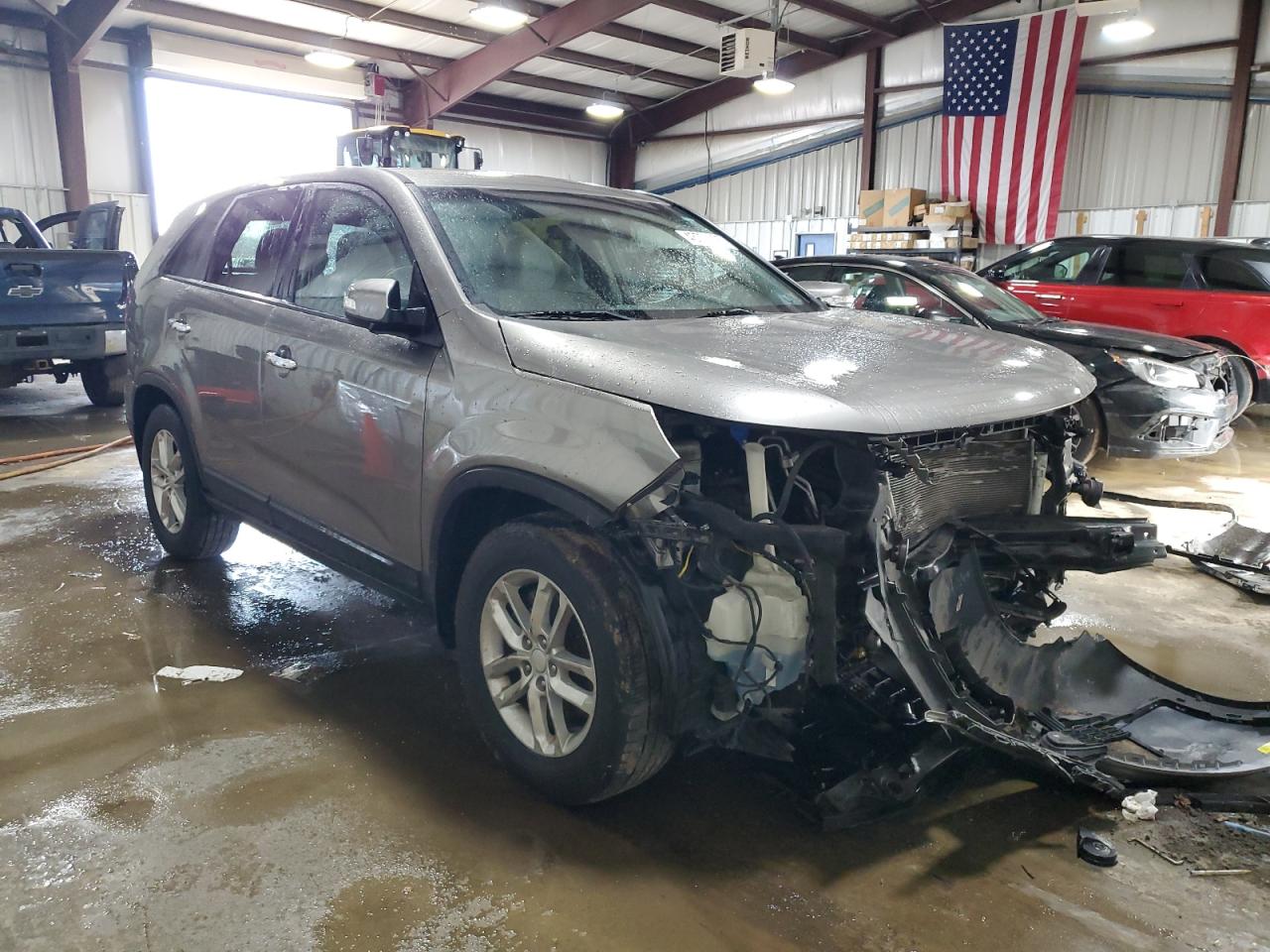 2015 KIA Sorento VIN 5XYKT3A61FG659910 Copart auction photo, front end damage thumbnail 4