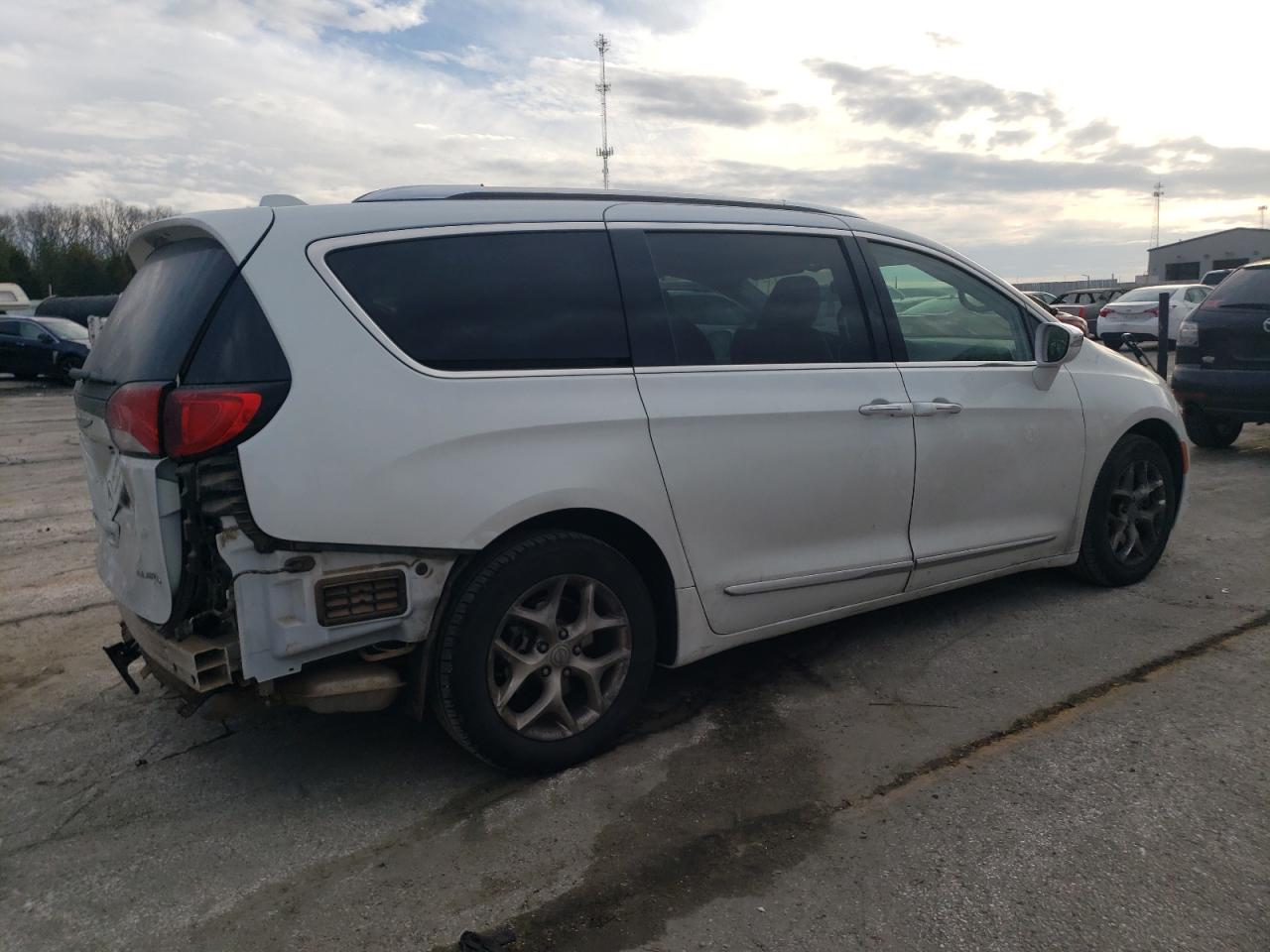 2020 Chrysler Pacifica VIN 2C4RC1GG9LR158001 Copart auction photo, rear end damage thumbnail 3