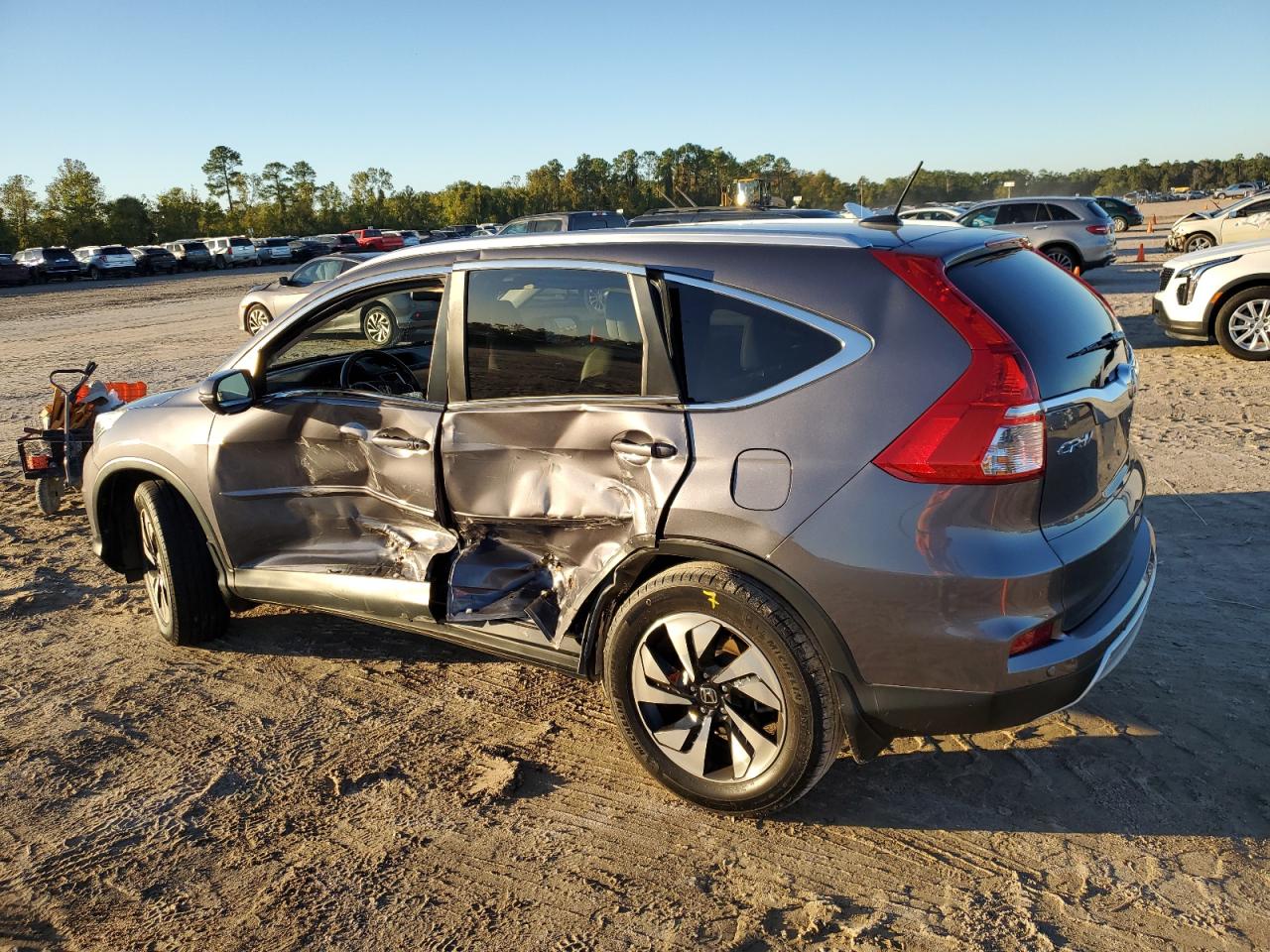 2015 Honda CR-V VIN 5J6RM3H92FL011776 Copart auction photo, side damage thumbnail 2