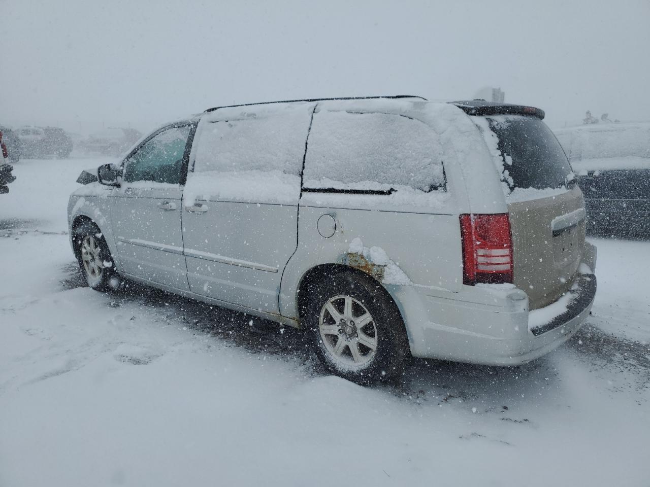 2010 Chrysler Town & Country VIN 2A4RR5D14AR288653 Copart auction photo, front end damage thumbnail 2