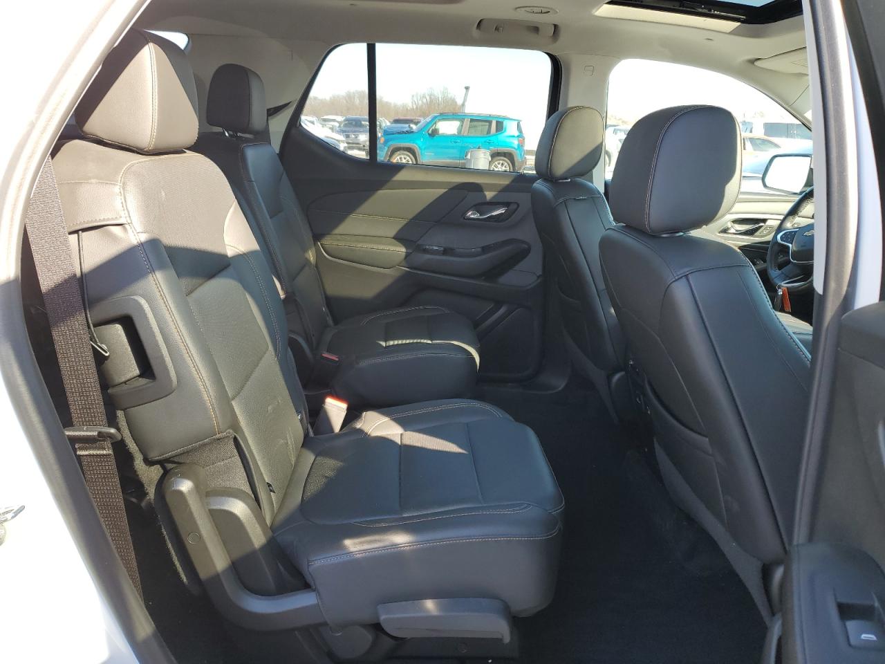 2021 Chevrolet Traverse VIN 1GNEVKKW4MJ238428 Copart auction photo, rear end damage thumbnail 11