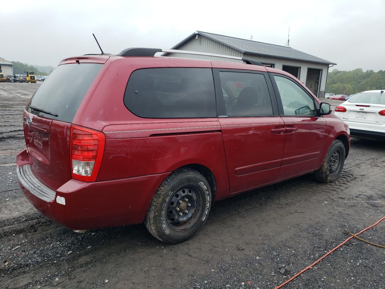 2011 KIA Sedona VIN KNDMG4C71B6396100 Copart auction photo, biohazard/chemical / partial repair damage thumbnail 3