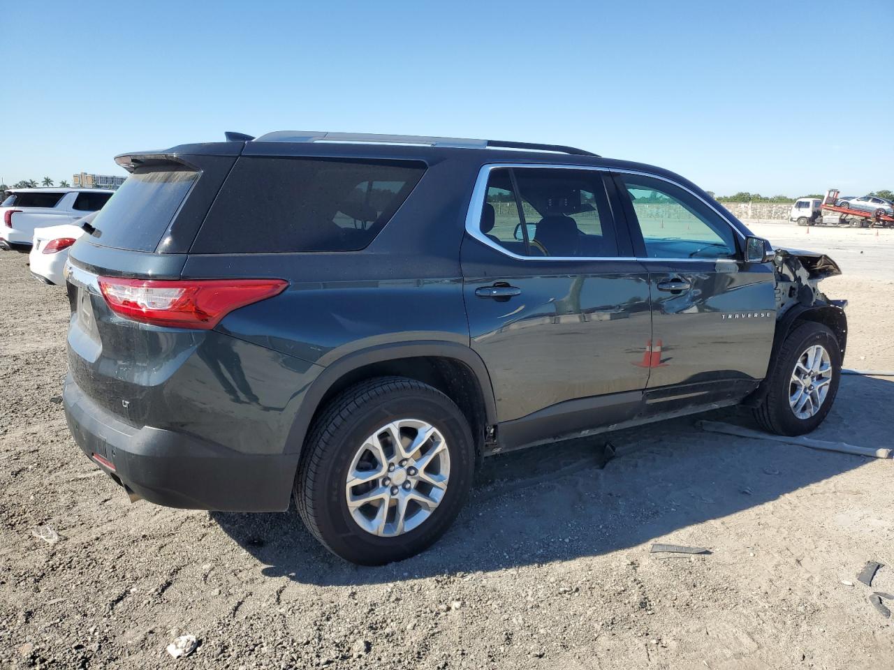 2018 Chevrolet Traverse VIN 1GNERGKWXJJ268840 Copart auction photo, front end damage thumbnail 3