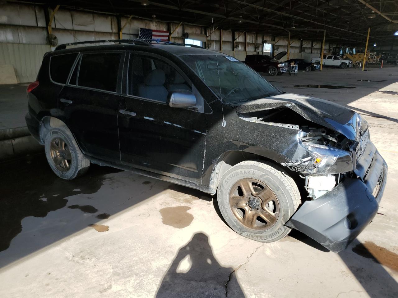 2007 Toyota RAV 4 VIN JTMBD33V176026653 Copart auction photo, front end / minor dent/scratches damage thumbnail 4