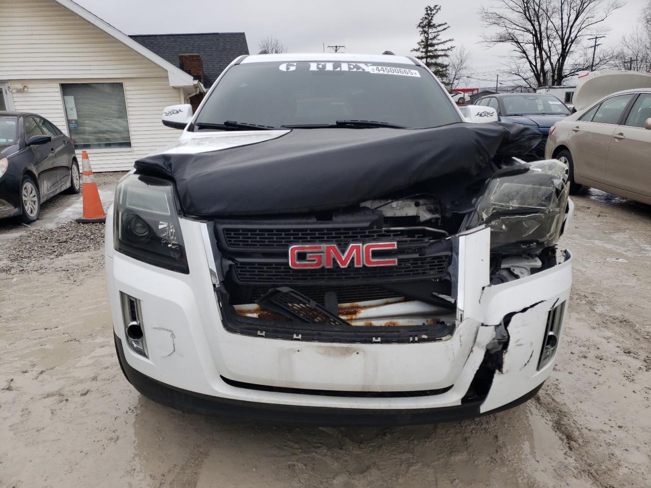 2012 GMC Terrain VIN 2GKFLTE59C6107295 Copart auction photo, front end damage thumbnail 5