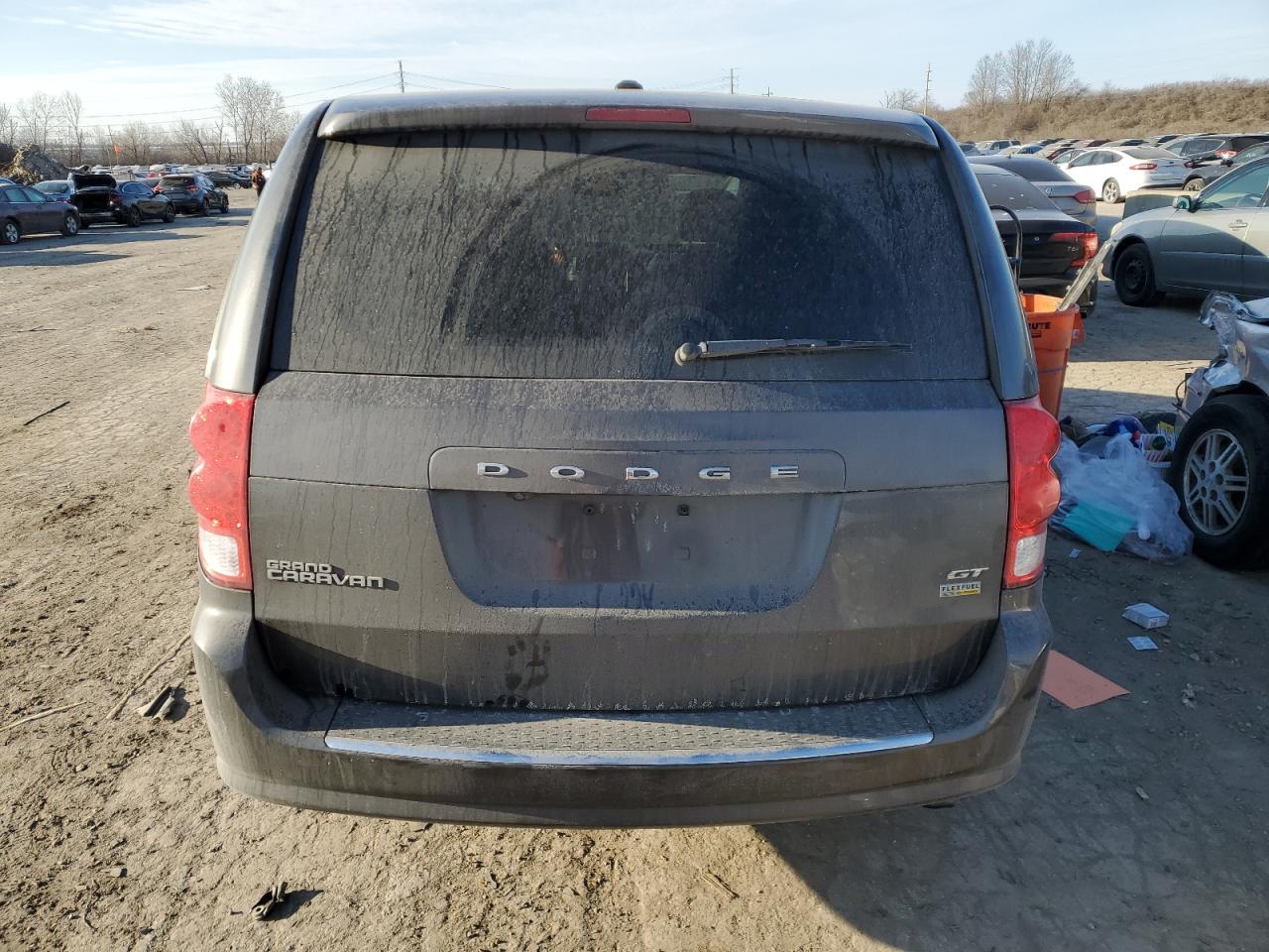 2019 Dodge Caravan VIN 2C4RDGEG6KR670817 Copart auction photo, side damage thumbnail 6