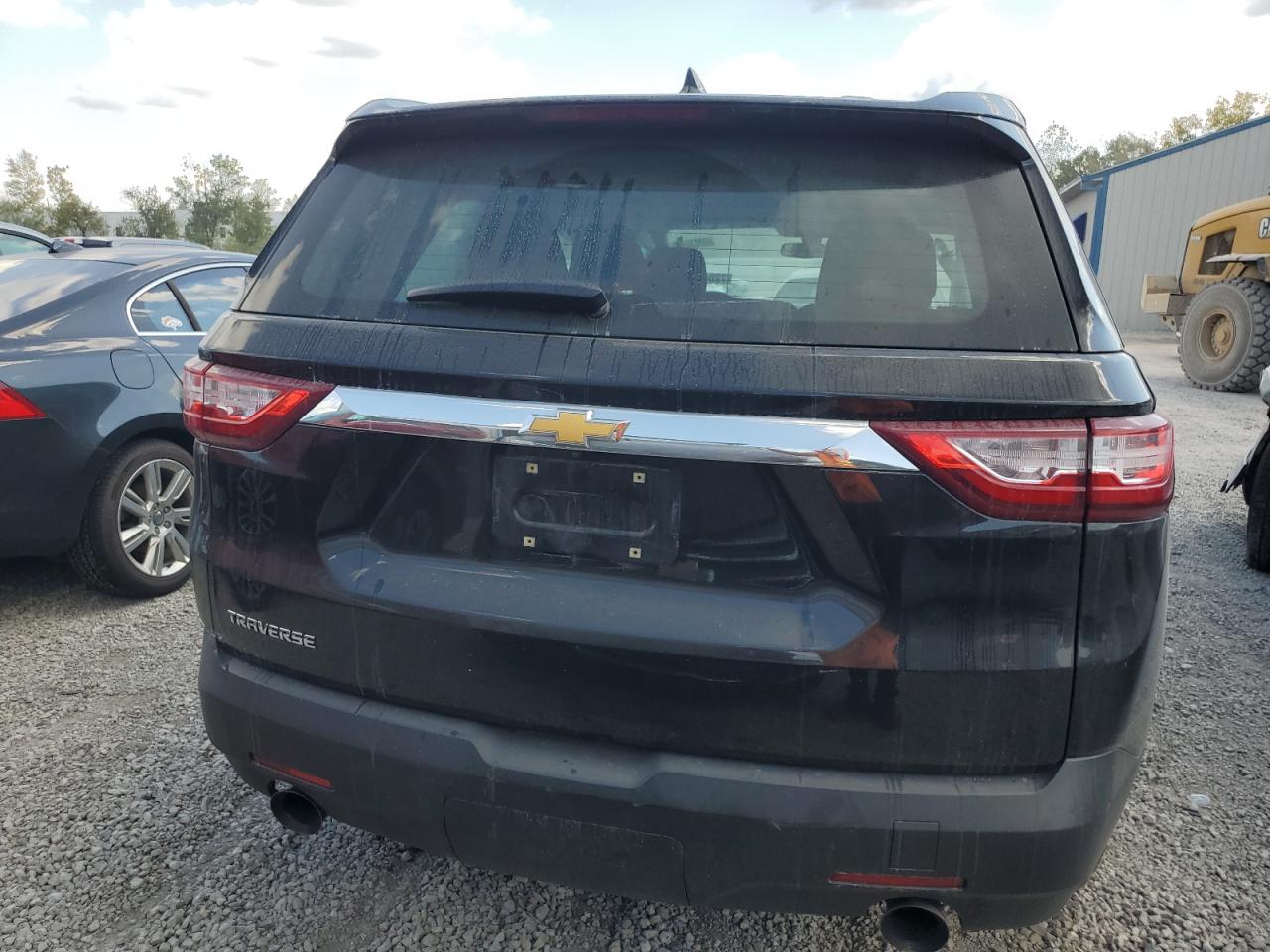 2018 Chevrolet Traverse VIN 1GNEREKW1JJ181414 Copart auction photo, all over damage thumbnail 6