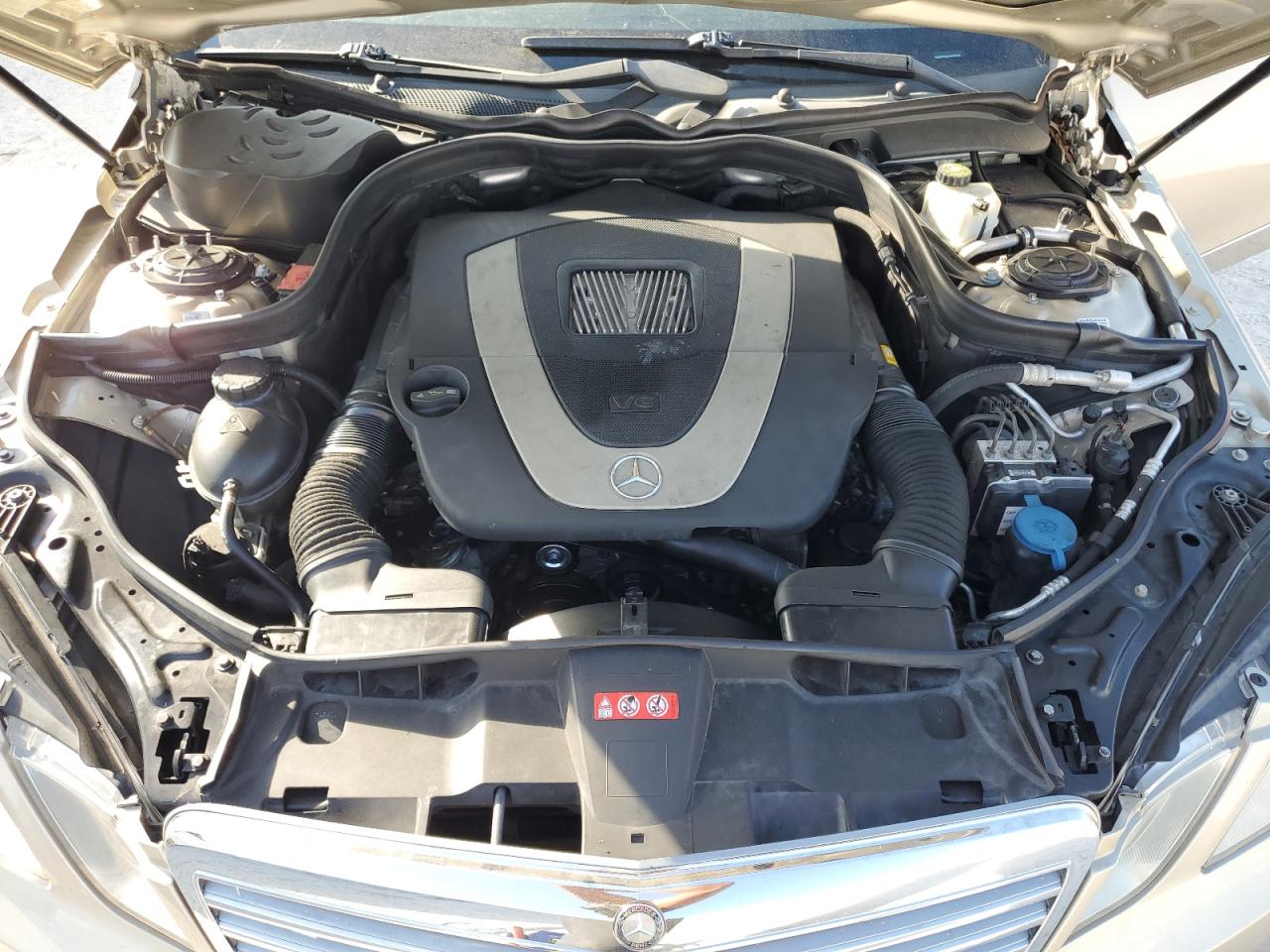2010 Mercedes-Benz E-klasse VIN WDDHF5GB2AA090162 Copart auction photo, rear end damage thumbnail 11