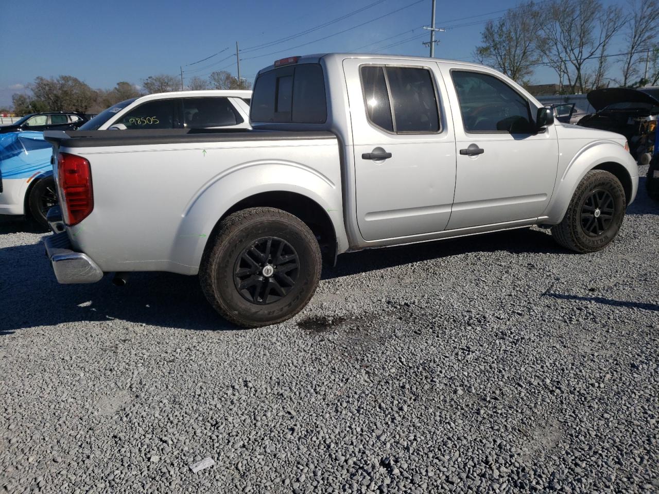 2018 Nissan Navara (Frontier) VIN 1N6DD0ER2JN758484 Copart auction photo, rear end damage thumbnail 3