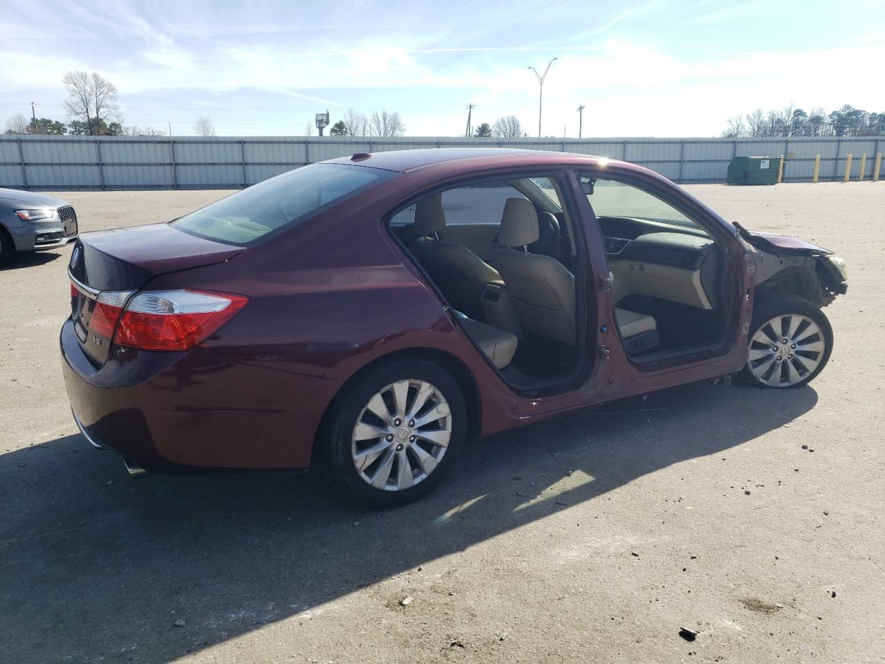 2015 Honda Accord VIN 1HGCR3F87FA024219 Copart auction photo, all over damage thumbnail 3