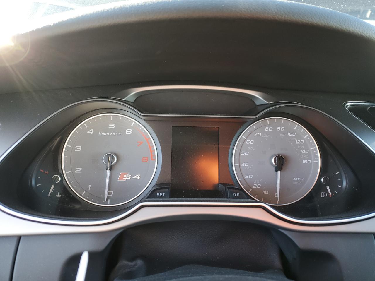 2014 Audi RS4 VIN WAUBGAFL9EA017714 Copart auction photo, front end / mechanical damage thumbnail 9