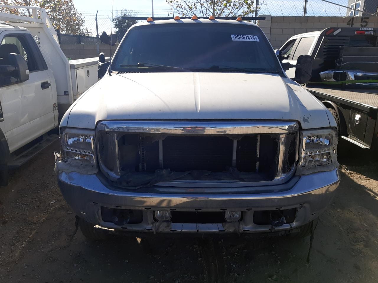 2002 Ford F350 VIN 1FTWW33F02EB64669 Copart auction photo, burn damage thumbnail 5