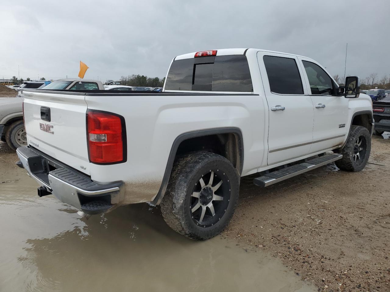 2015 GMC Sierra VIN 3GTU2VEC8FG421822 Copart auction photo, front end / minor dent/scratches damage thumbnail 3
