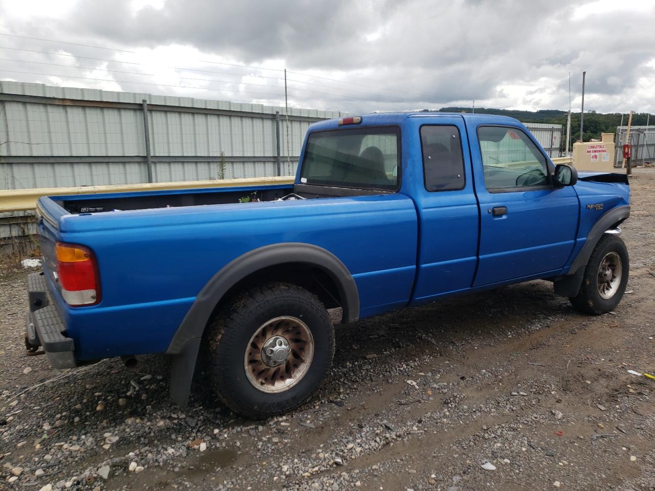 1999 Ford Ranger VIN 1FTZR15X0XTA59907 Copart auction photo, front end / minor dent/scratches damage thumbnail 3