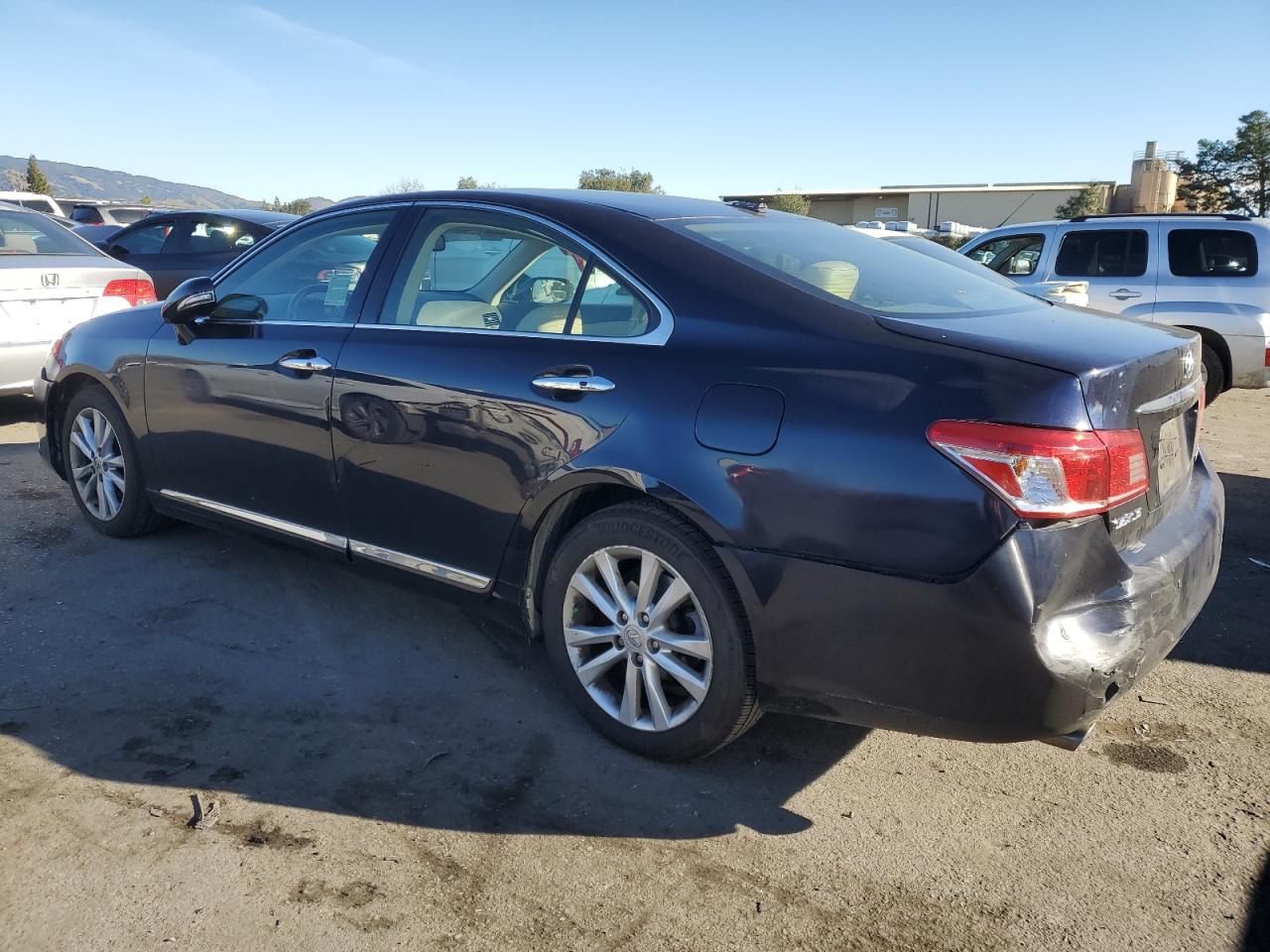 2010 Lexus ES VIN JTHBK1EGXA2389636 Copart auction photo, rear end damage thumbnail 2