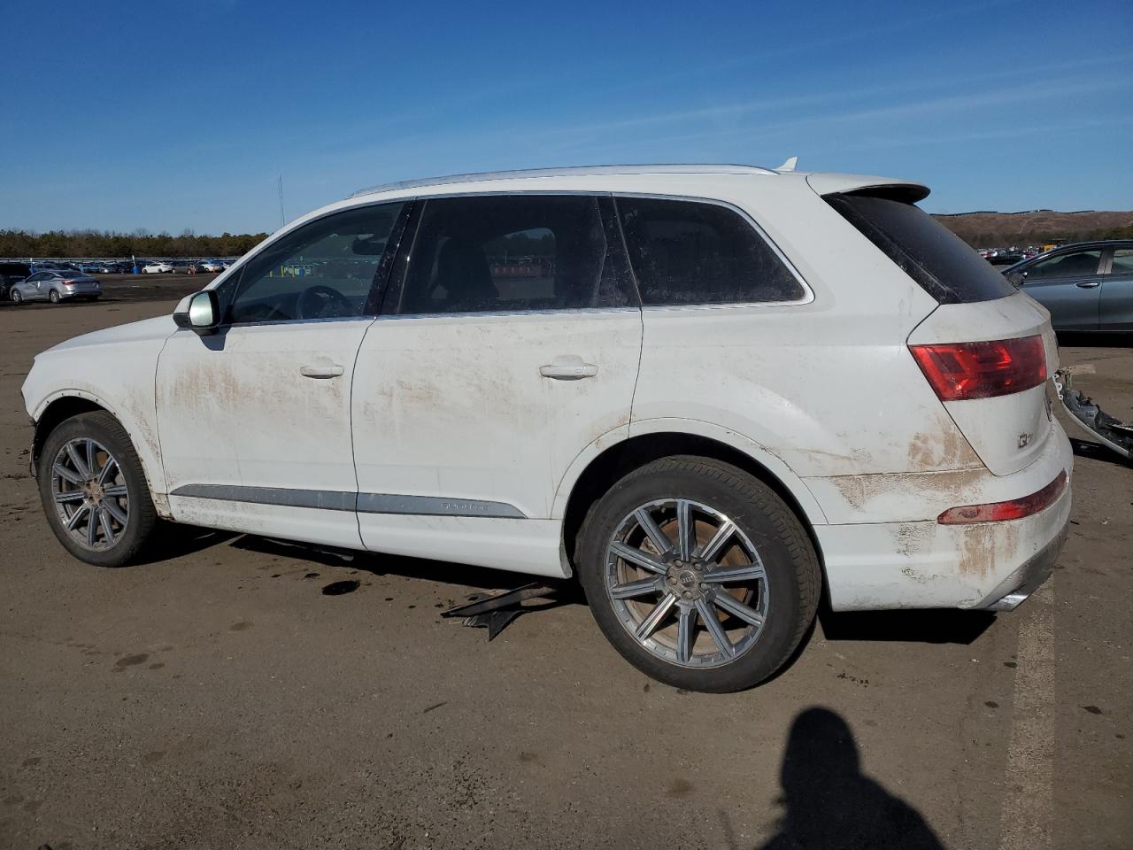 2018 Audi Q7 VIN WA1LAAF74JD045080 Copart auction photo, front end / minor dent/scratches damage thumbnail 2