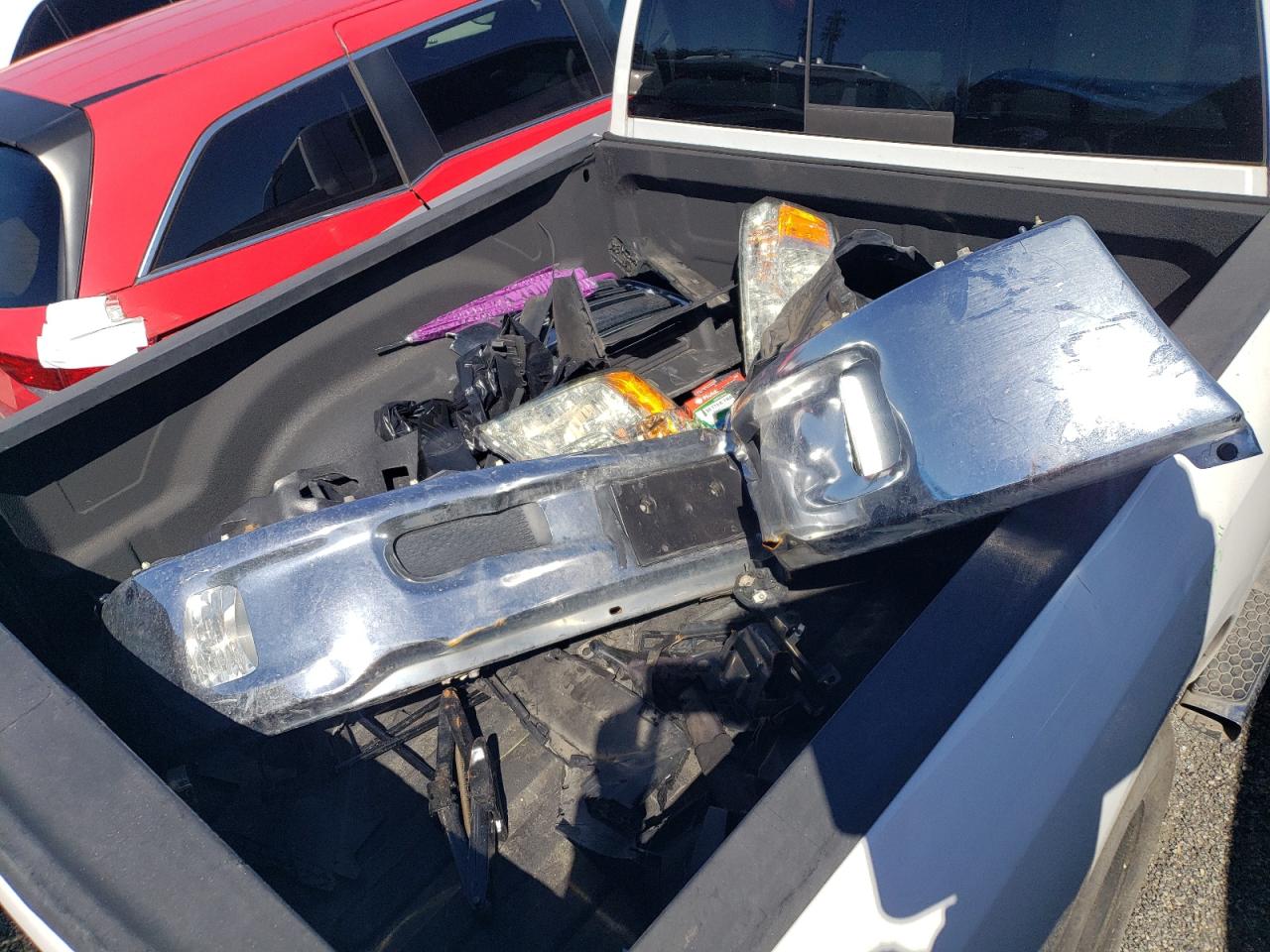 2015 RAM 1500 VIN 1C6RR7TT8FS761021 Copart auction photo, front end / minor dent/scratches damage thumbnail 12