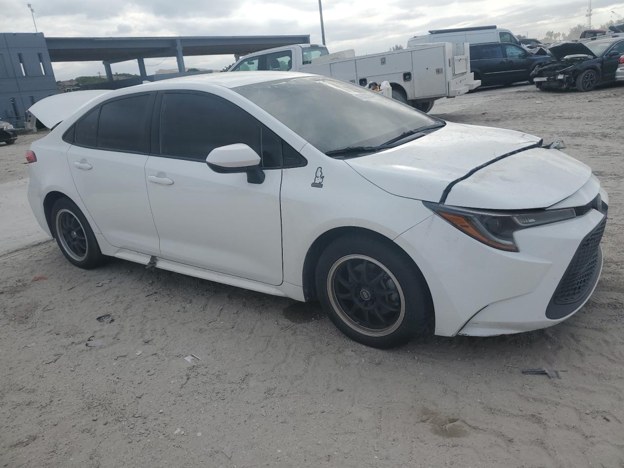 2020 Toyota Corolla VIN 5YFEPRAEXLP090851 Copart auction photo, vandalism / burn - interior damage thumbnail 4