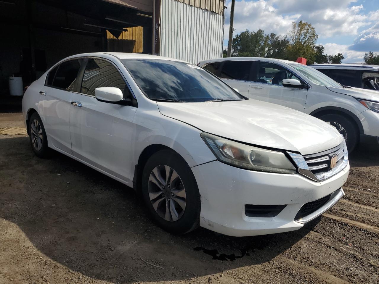 2014 Honda Accord VIN 1HGCR2F3XEA035504 Copart auction photo, front end / minor dent/scratches damage thumbnail 4