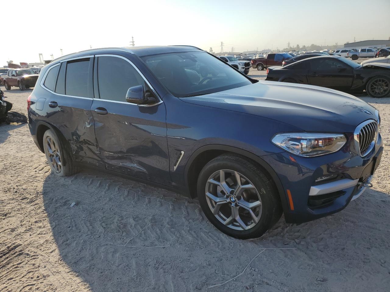2020 BMW X3 VIN 5UXTY3C01L9B39333 Copart auction photo, side damage thumbnail 4