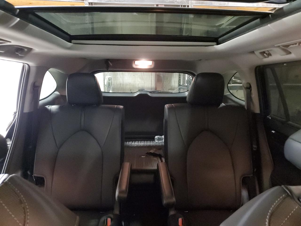 2020 Toyota Highlander VIN 5TDFZRBH3LS048889 Copart auction photo, side / front end damage thumbnail 10