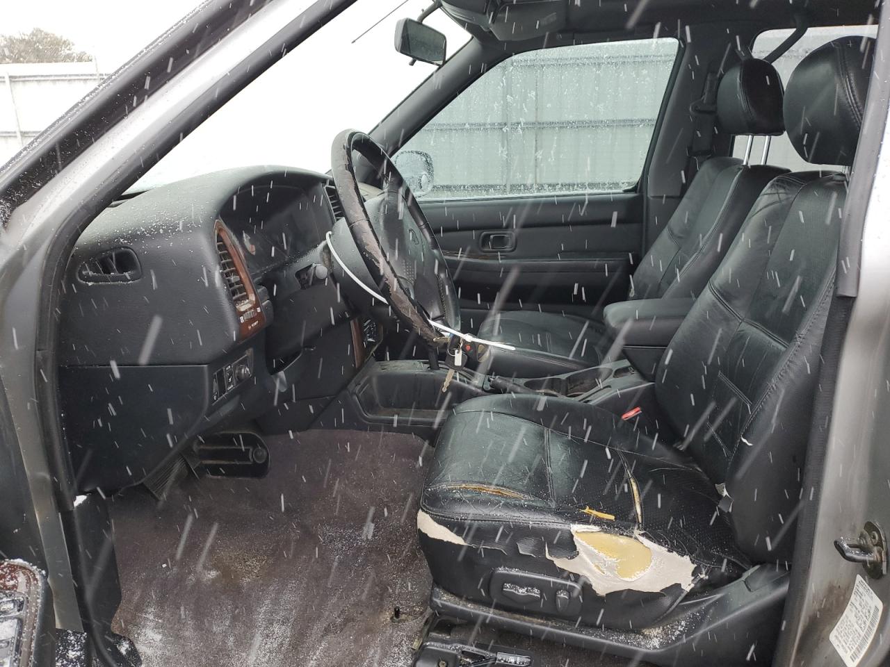2001 Nissan Pathfinder VIN JN8DR09Y11W591300 Copart auction photo, front end damage thumbnail 7