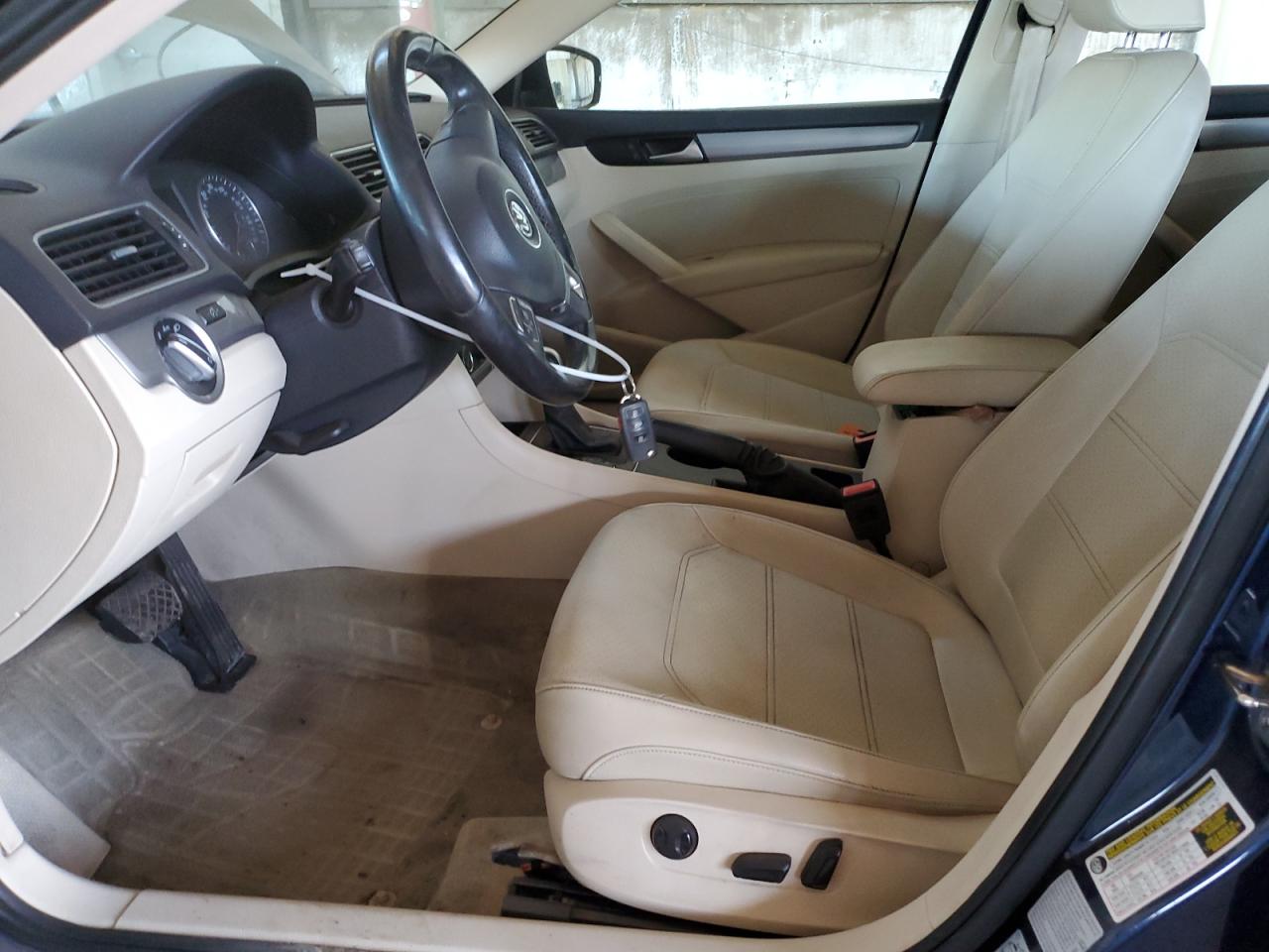 2015 Volkswagen Passat VIN 1VWAT7A3XFC082448 Copart auction photo, rear end damage thumbnail 7