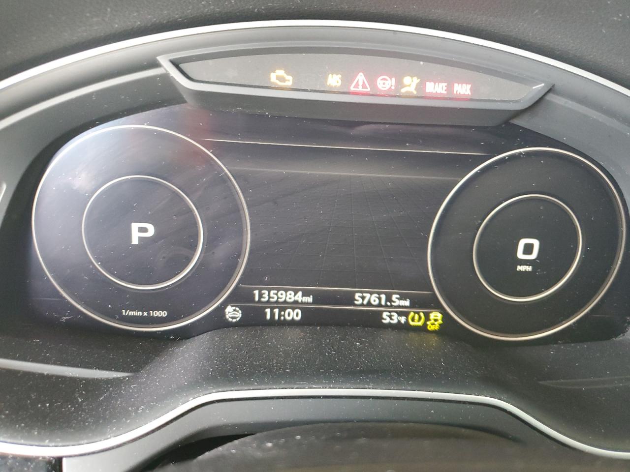 2017 Audi Q7 VIN WA1LAAF71HD003931 Copart auction photo, minor dent/scratches damage thumbnail 9