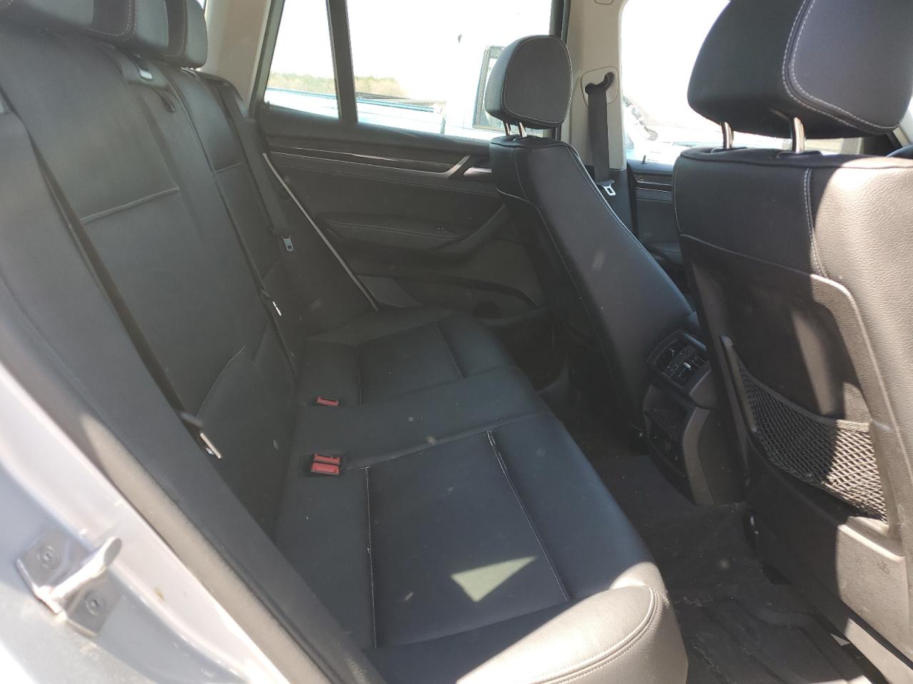 2016 BMW X3 VIN 5UXWX9C56G0D87229 Copart auction photo, side / minor dent/scratches damage thumbnail 11