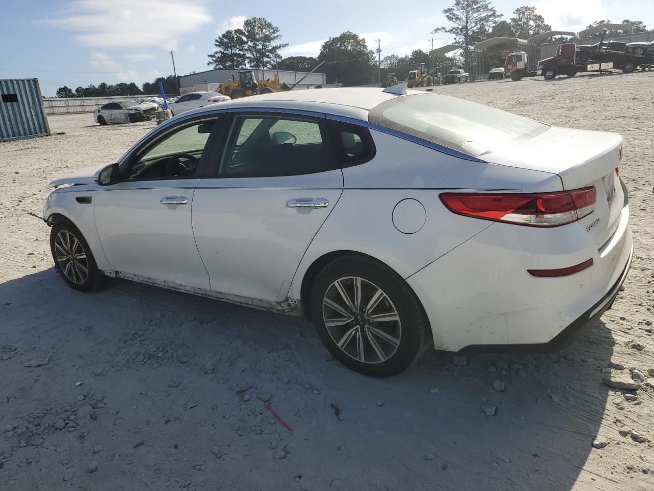 2019 KIA Optima VIN 5XXGT4L39KG358993 Copart auction photo, front end damage thumbnail 2