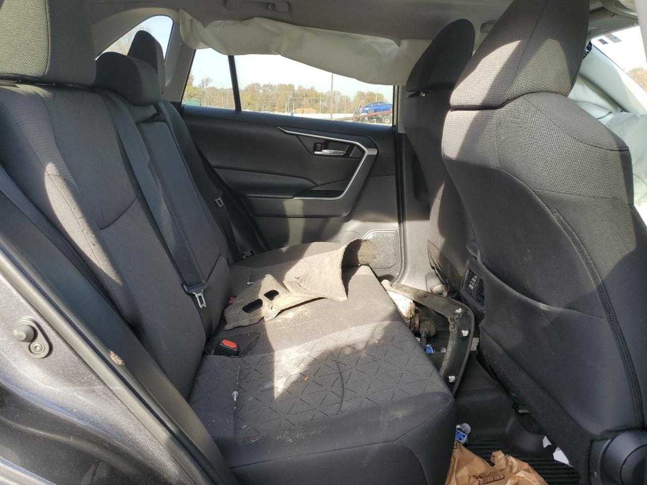 2021 Toyota RAV 4 VIN 2T3P1RFV9MC167897 Copart auction photo, front end / minor dent/scratches damage thumbnail 11